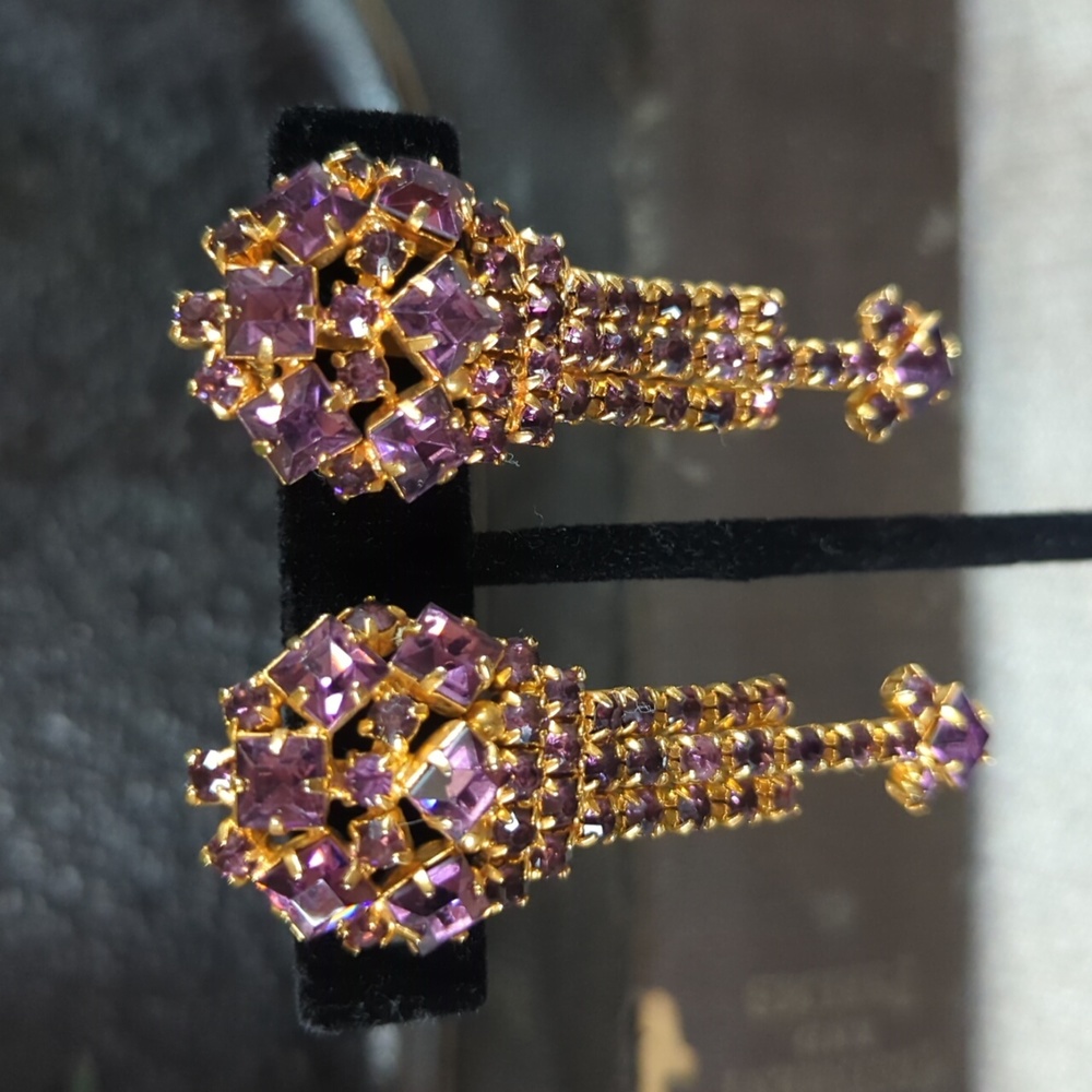 Vintage Jewelry Large Purple Faceted Rhinestone Dangle Earrings Gold Tone Prom